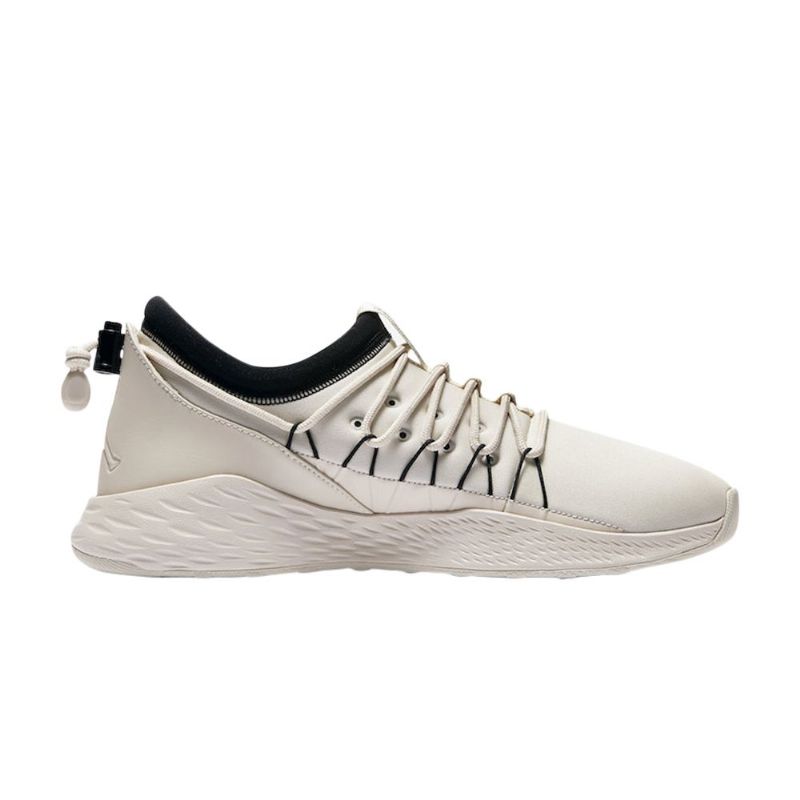 Béžově Černé Pánské Boty Air Jordan 23 Formula 23 Toggle