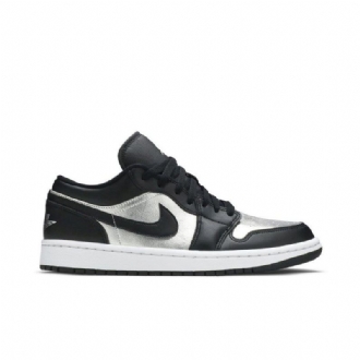 Dámské Boty Air Jordan 1 Low Se Černá Stříbrný Bílý